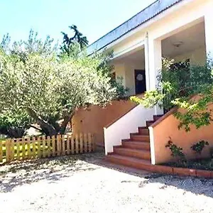 Villa Amaranta, Castellammare del Golfo